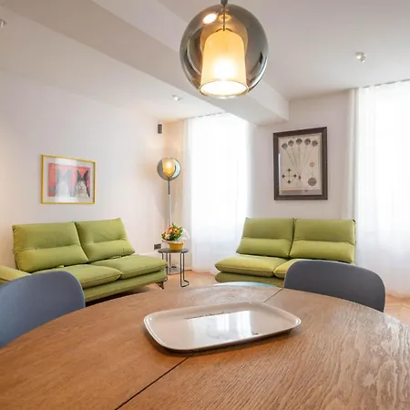 Cote Paradis - De Charme Au Centre-ville De