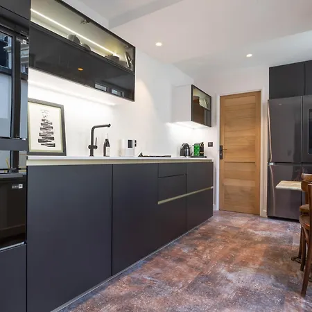 Cote Paradis - De Charme Au Centre-ville De アパート ボーヌ