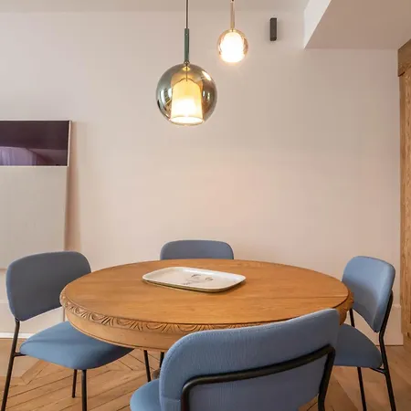 Cote Paradis - De Charme Au Centre-ville De * Beaune (Cote d'Or)