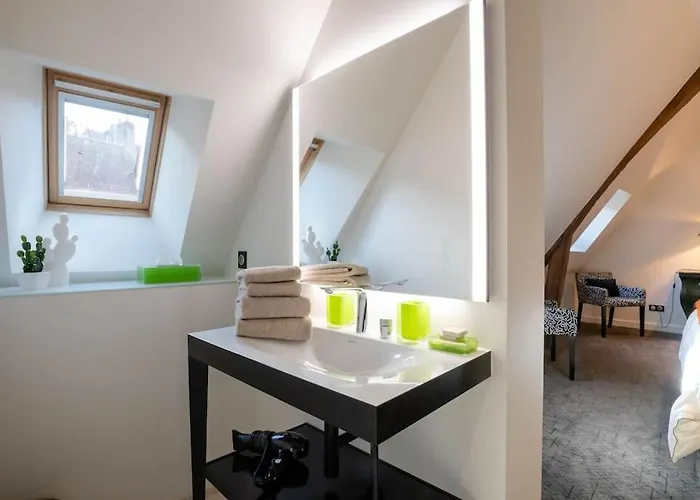 Apartment Cote Paradis - De Charme Au Centre-ville De *