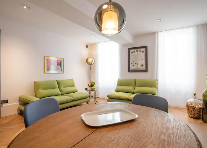 Cote Paradis - De Charme Au Centre-ville De