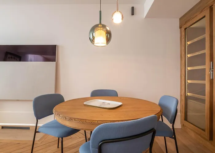 Cote Paradis - De Charme Au Centre-ville De * ボーヌ